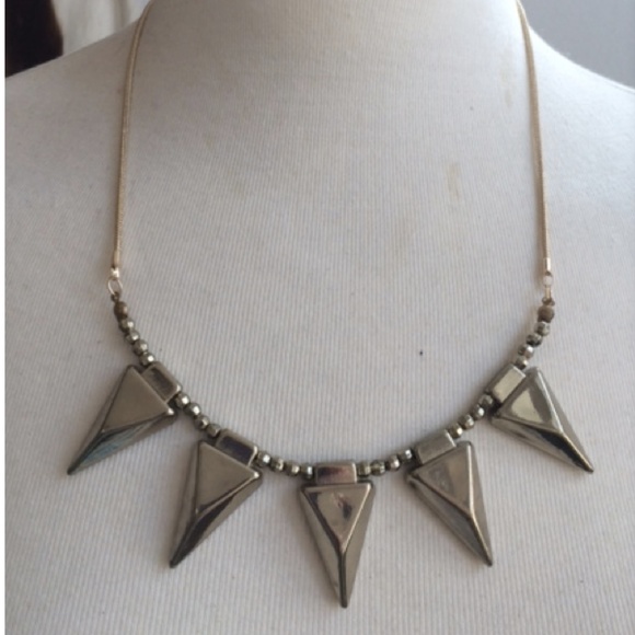 BOHO Pyramid Arrow Bib Anthropologie Gold Necklace - Picture 5 of 5